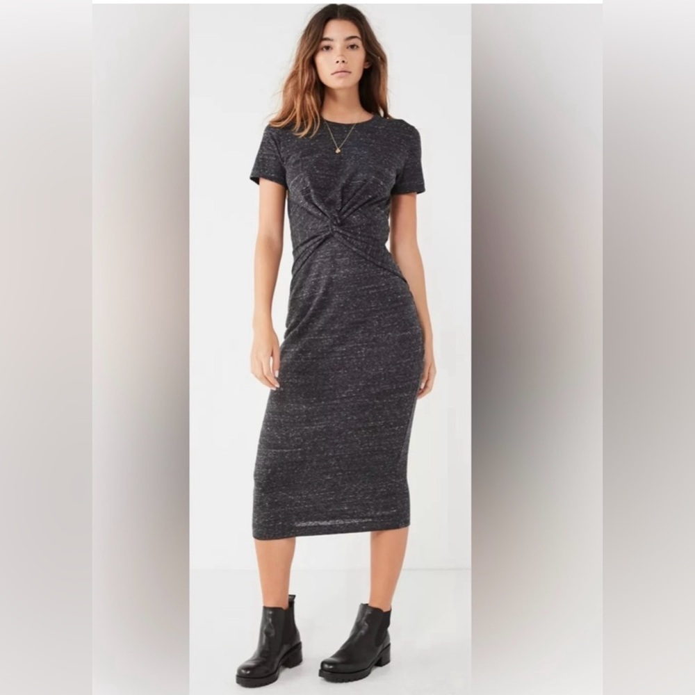 Urban Outfitters Black Midi Dress Twist Front Short Sleeve Size Small